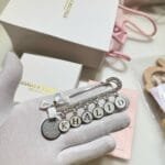 بروش كرستال حروف سلفر