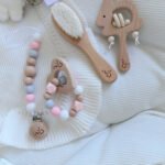 طقم العنايه الخشبيه ٤ قطع