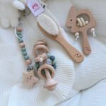 طقم العنايه الخشبيه ٤ قطع